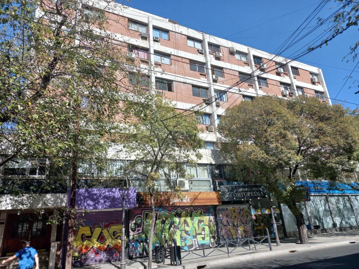 Mendoza 3 Dormitorios Con Balcones Y Alem Chic Monoambiente Y Mendoza Estudio Para 1 3 Apartamentos Exteriér fotografie